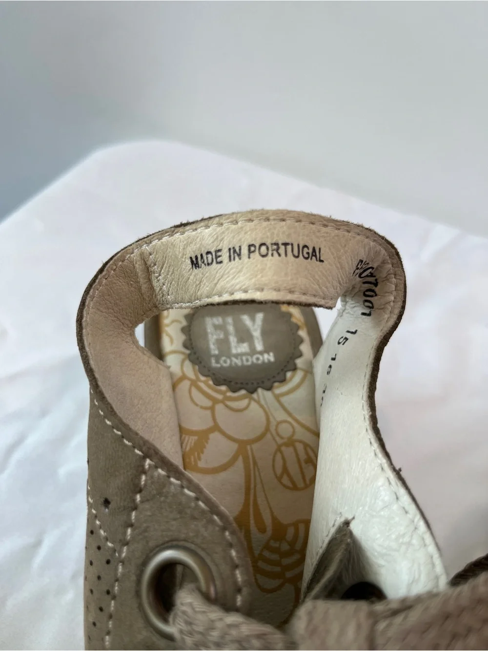 Fly London Yuta Platform Wedge Sandals Khaki Taupe Nubuck Womens Size 39 US 8.5